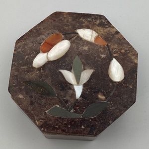 Trinket Box 3” Inlaid Sea Shells Soapstone Keepsake Jewelry Box